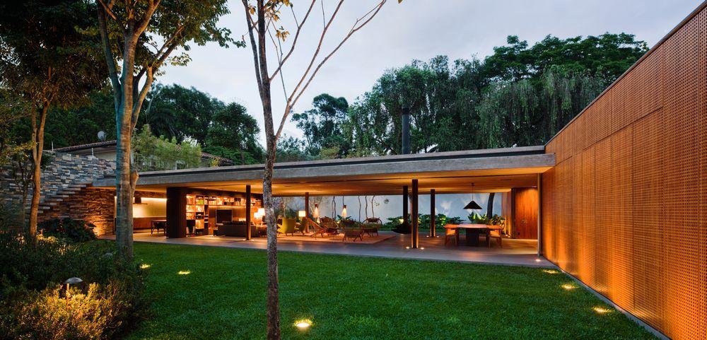 v4-house-01
